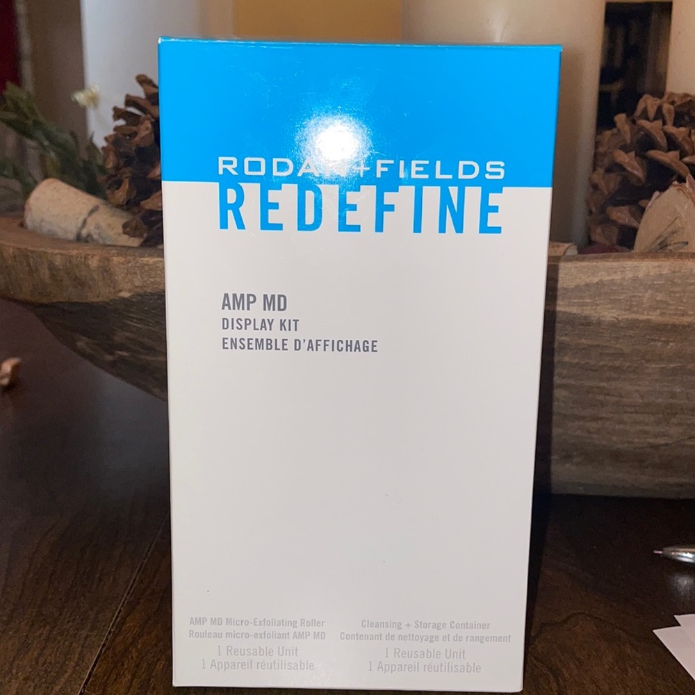 AMP MD Micro-Exfoliating Roller Storage Container